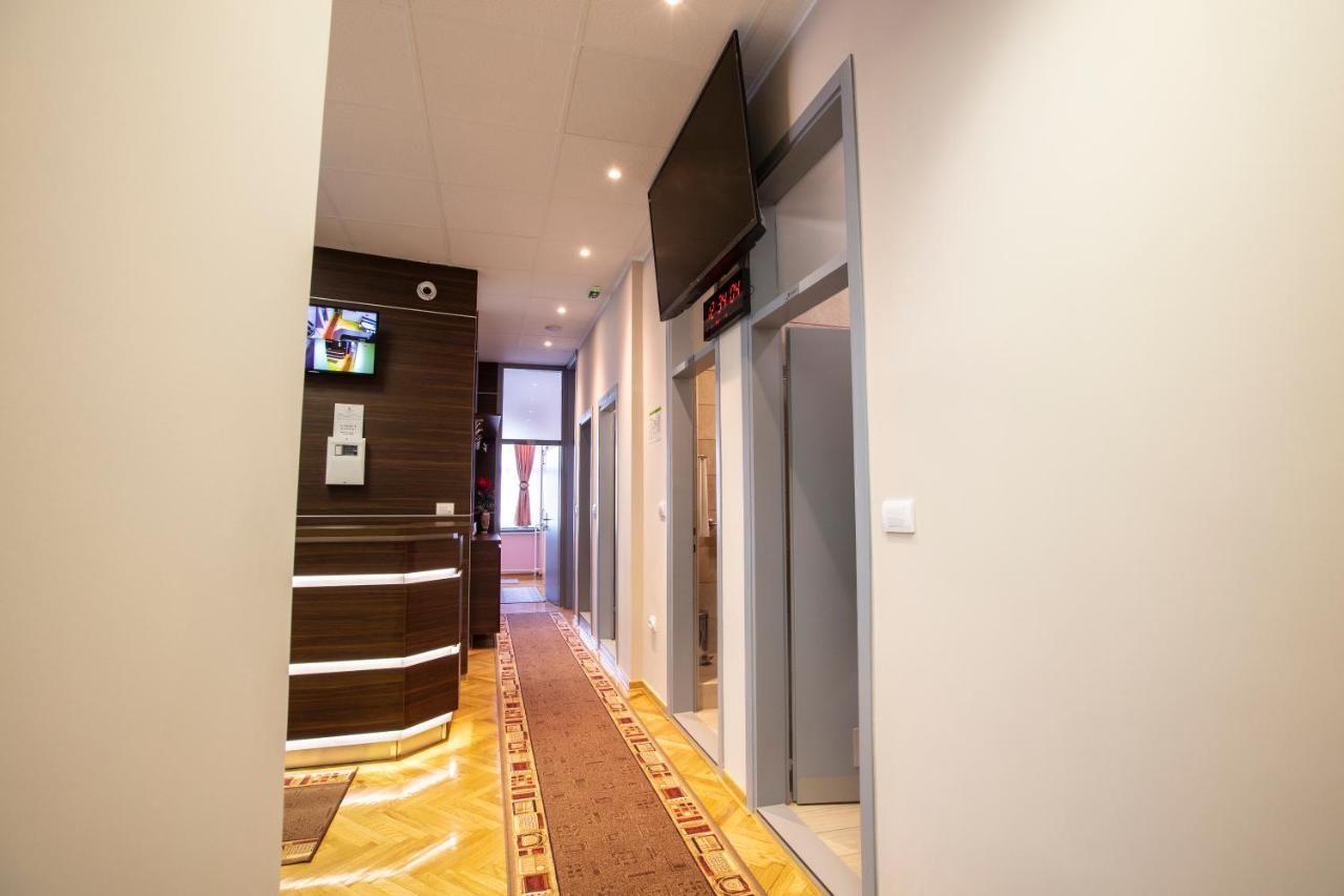 Hostel Amd Beograd Eksteriør billede